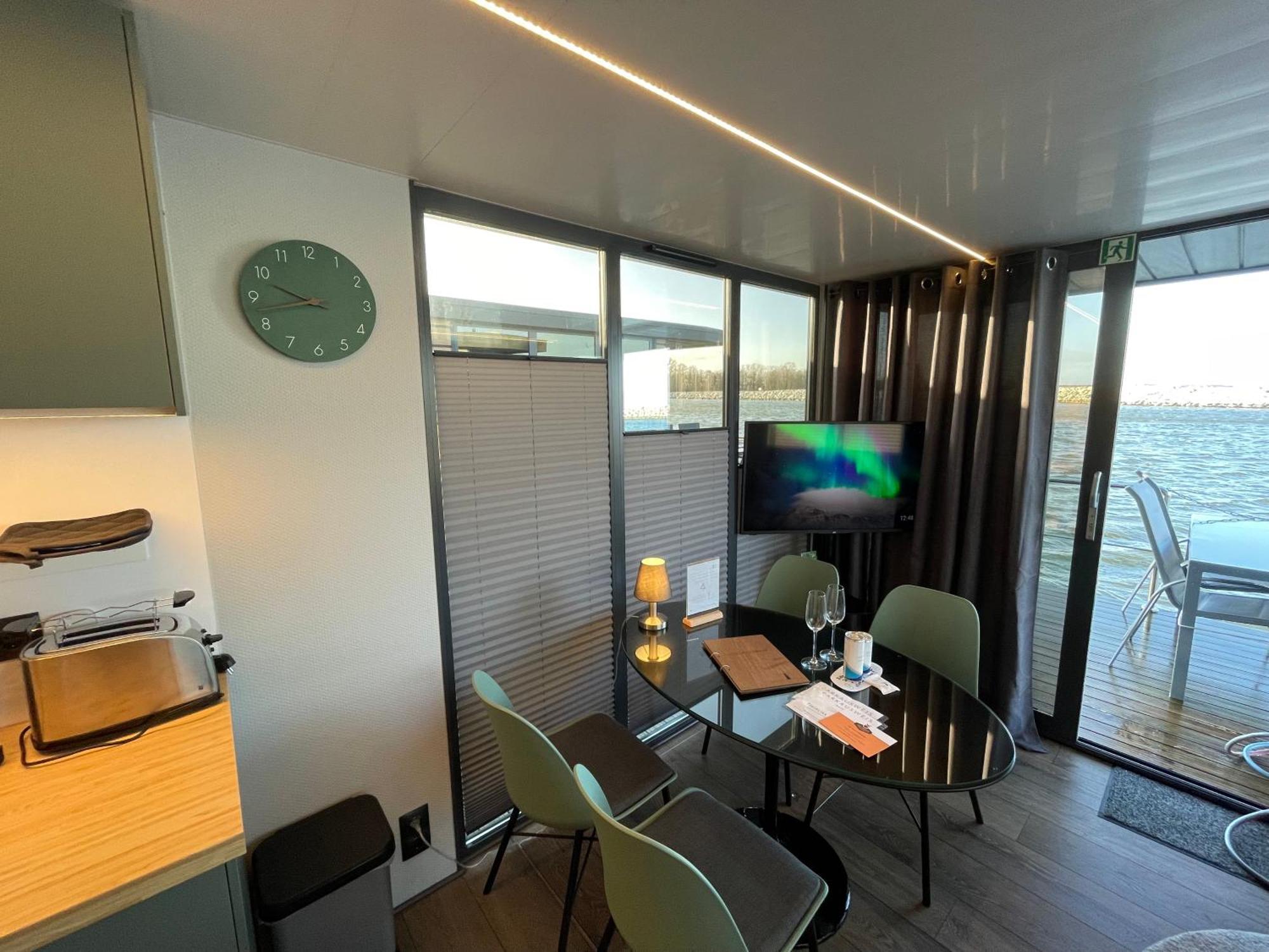 Отель Hausboot Fjord Baltica Mit Dachterrasse In Барт Экстерьер фото